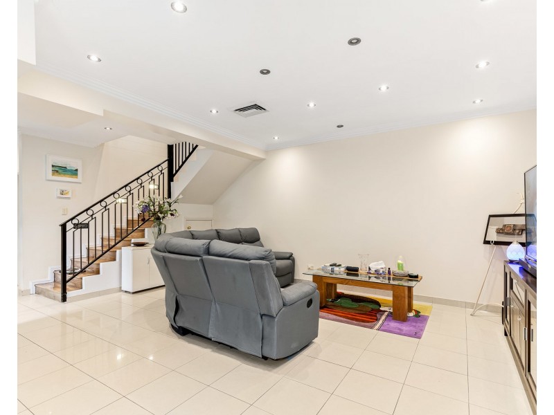 31A General Holmes Drive, Brighton-le-sands NSW 2216