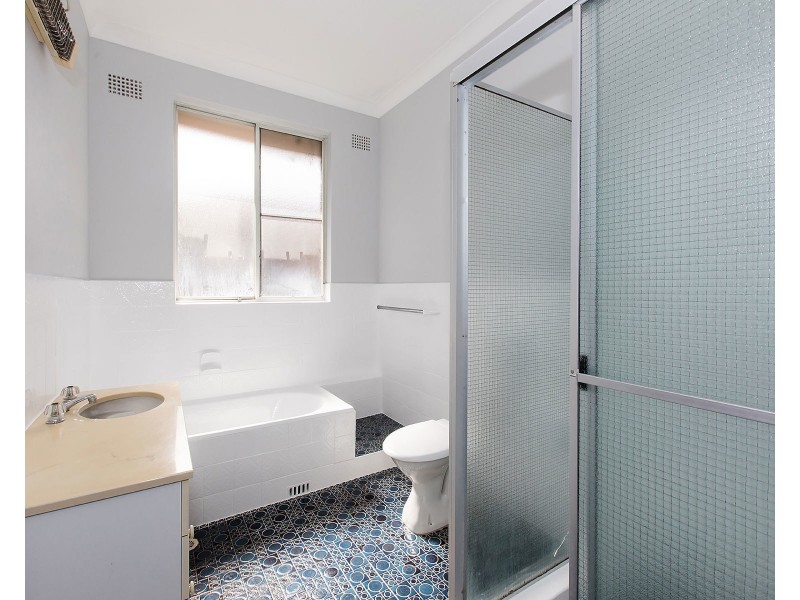 2/2B Robinson Street, Monterey NSW 2217