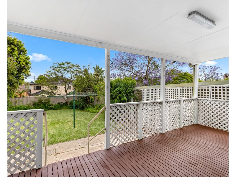 14 Burns Road, Picnic Point NSW 2213