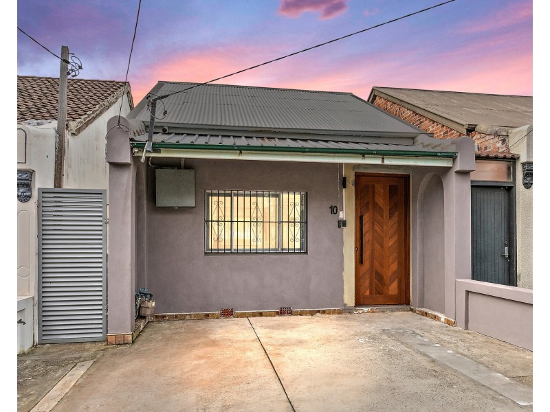 10 Gibbes Street, Banksia NSW 2216
