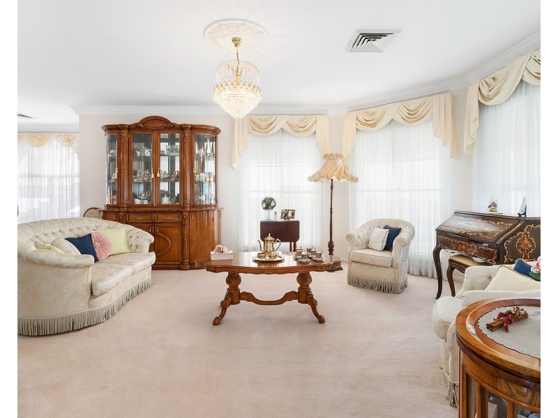 18 Beach Street, Blakehurst NSW 2221