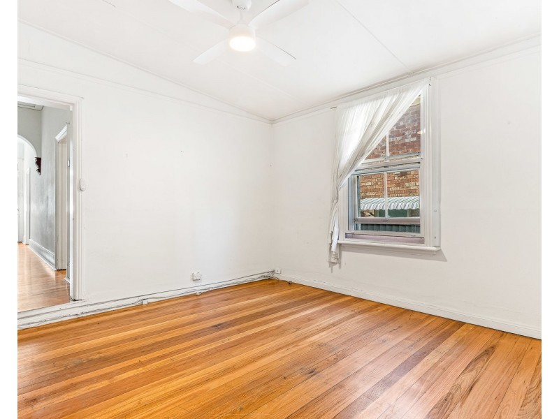 4 Gibbes Street, Banksia NSW 2216