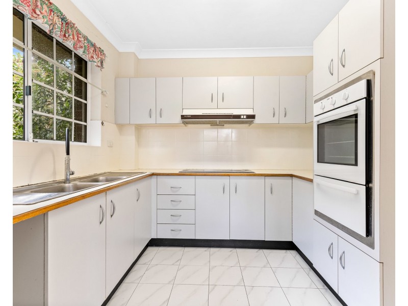 1/9 Carnarvon Street, Carlton NSW 2218