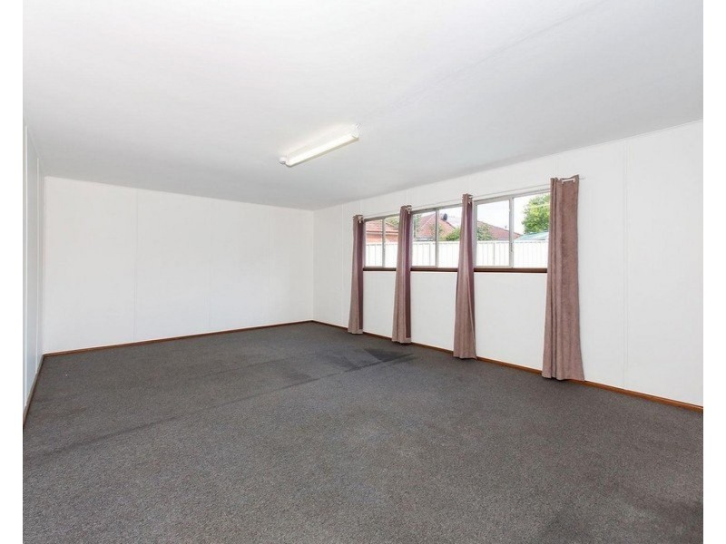 42 Midlothian Avenue, Beverly Hills NSW 2209