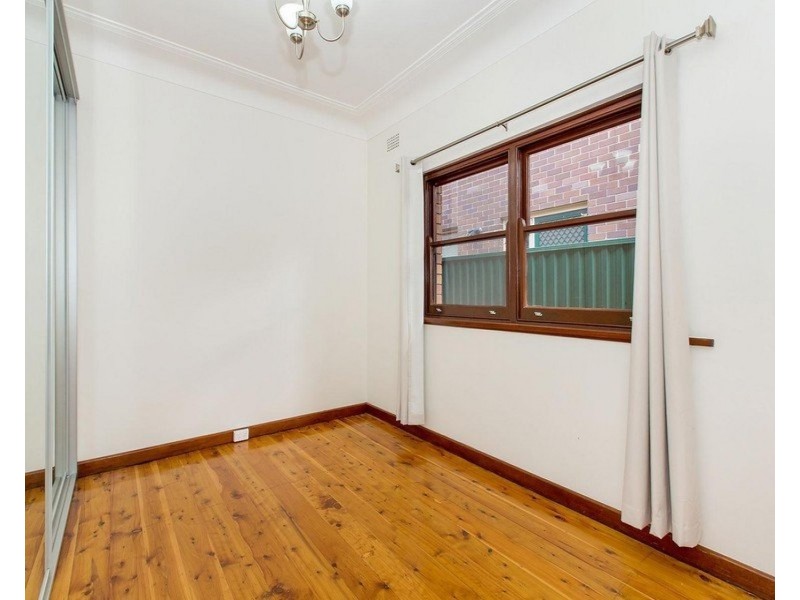 42 Midlothian Avenue, Beverly Hills NSW 2209