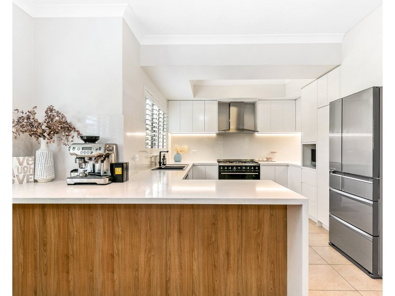 6 Wollondilly Place, Sylvania Waters NSW 2224