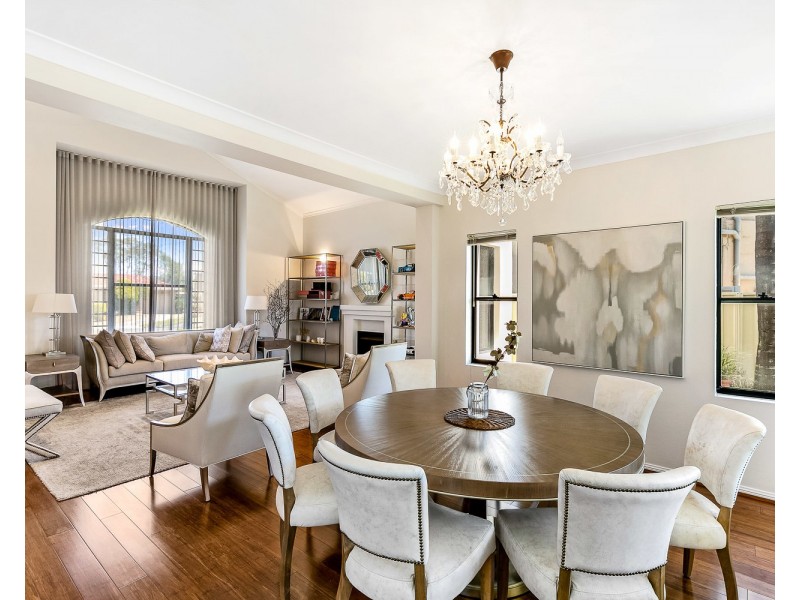 6 Wollondilly Place, Sylvania Waters NSW 2224