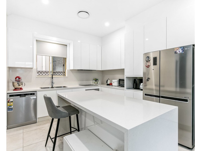 8 Ponyara Road, Beverly Hills NSW 2209