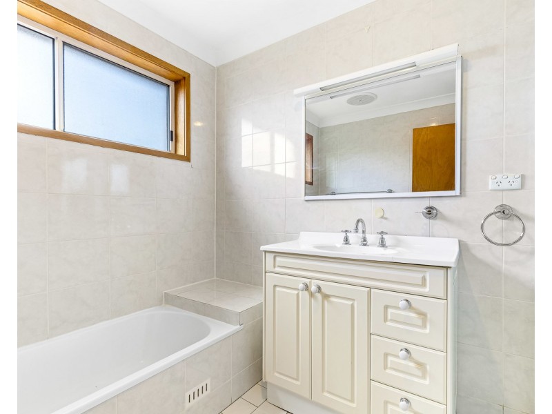1B Vaughan Street, Blakehurst NSW 2221