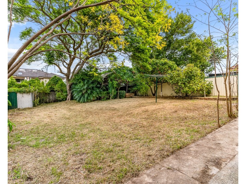 6 Weston Avenue, Narwee NSW 2209