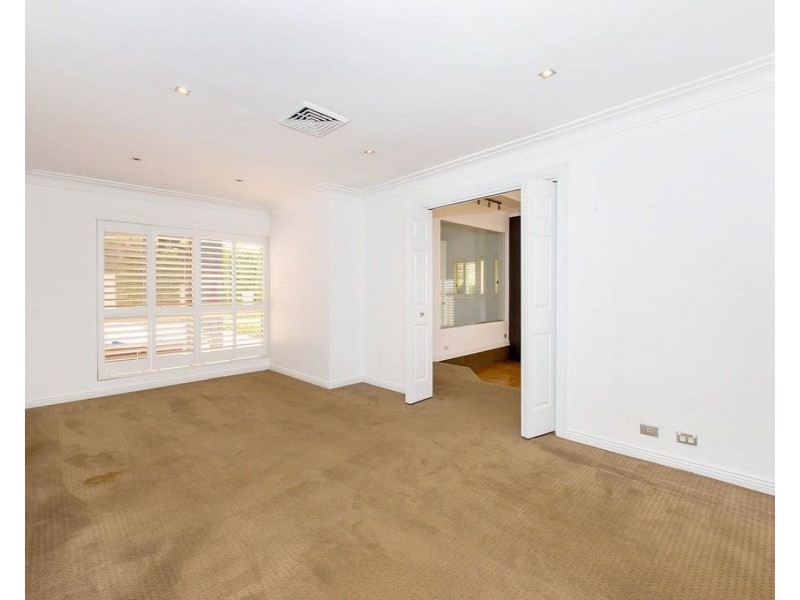 102 Woodlands Road, Taren Point NSW 2229