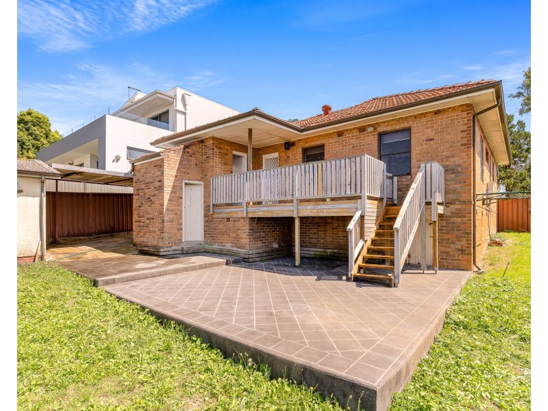 53 Junee Crescent, Kingsgrove NSW 2208