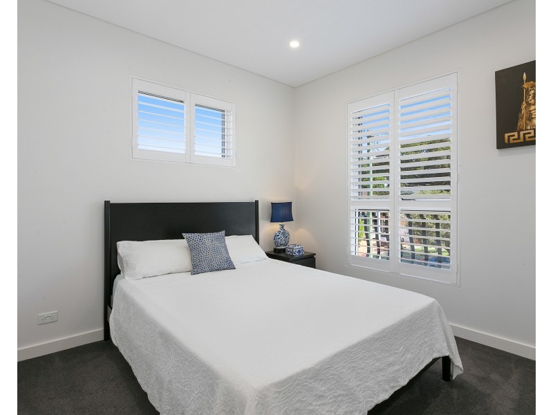 1/10 Kings Road, Brighton-le-sands NSW 2216