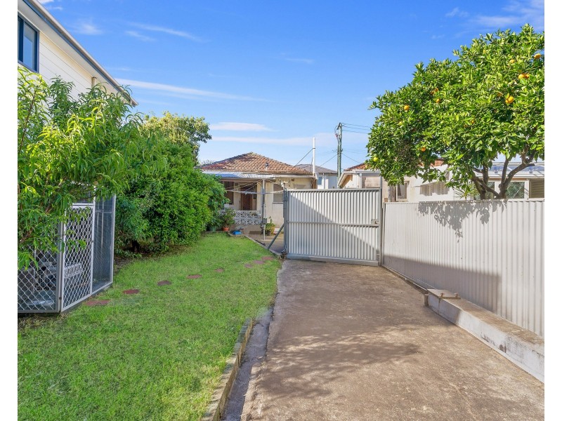 16A Henson Street, Brighton-le-sands NSW 2216