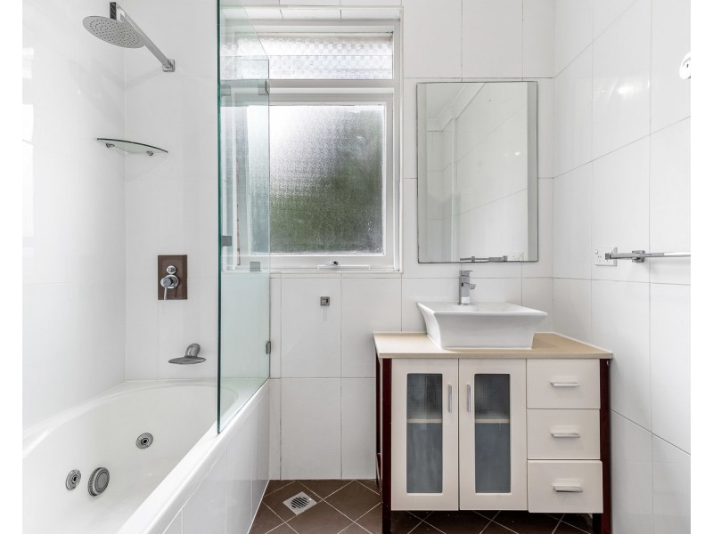 1/124 Chuter Avenue, Ramsgate Beach NSW 2217