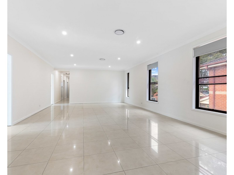 12 Balanda Avenue, Chipping Norton NSW 2170