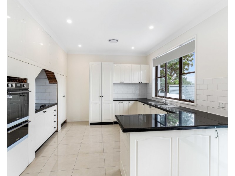 12 Balanda Avenue, Chipping Norton NSW 2170