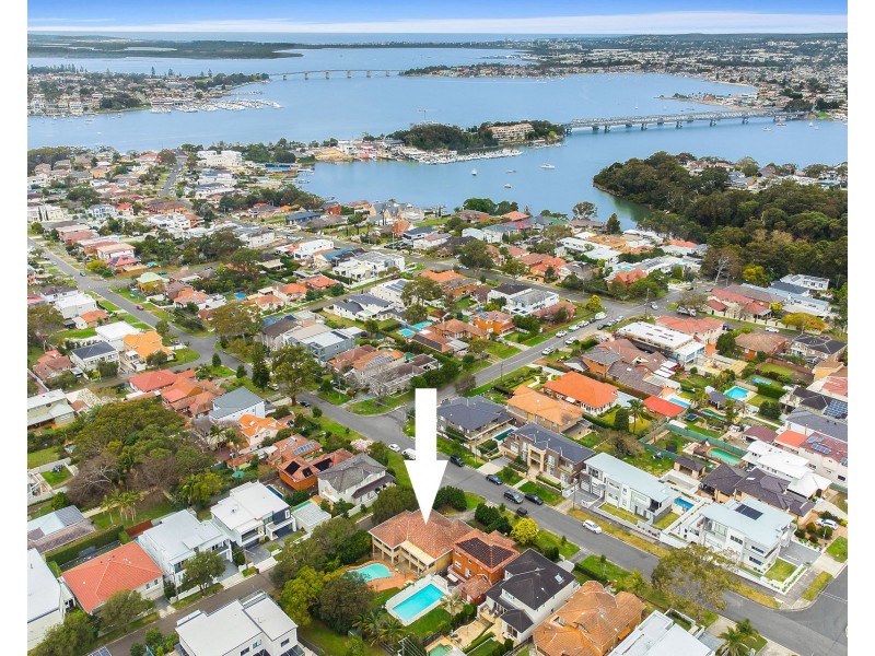 60 Hatfield Street, Blakehurst NSW 2221