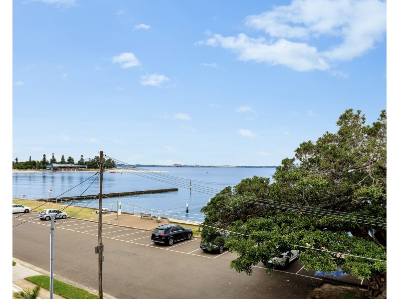 6 Vanston Parade, Sandringham NSW 2219