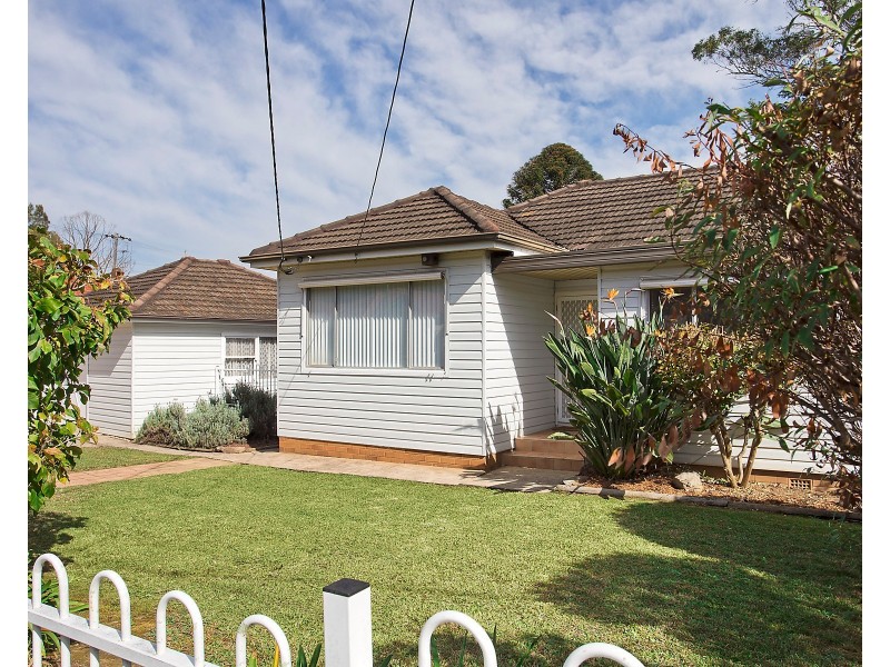 42 Drake Street, Panania NSW 2213