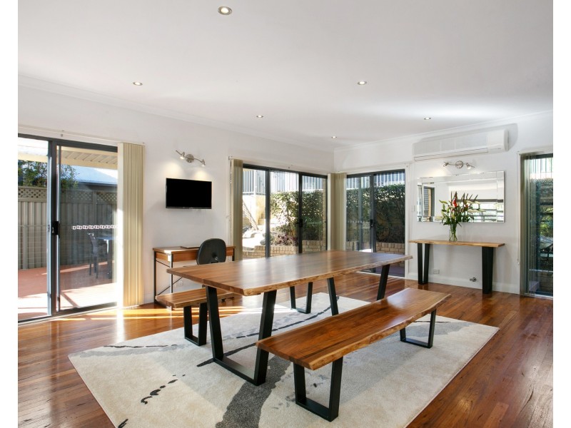 16 Gambier Avenue, Sandy Point NSW 2172