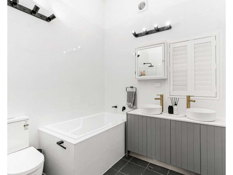 32 Boyd Avenue, Lugarno NSW 2210