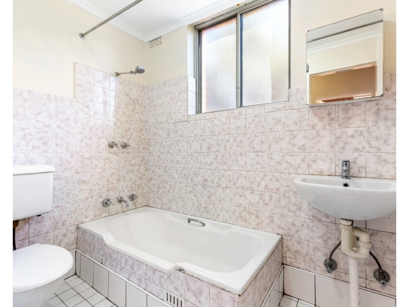 1/36 Sproule Street, Lakemba NSW 2195