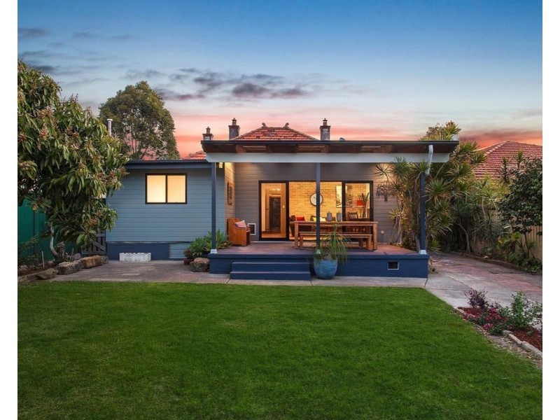 24 Highworth Avenue, Bexley NSW 2207