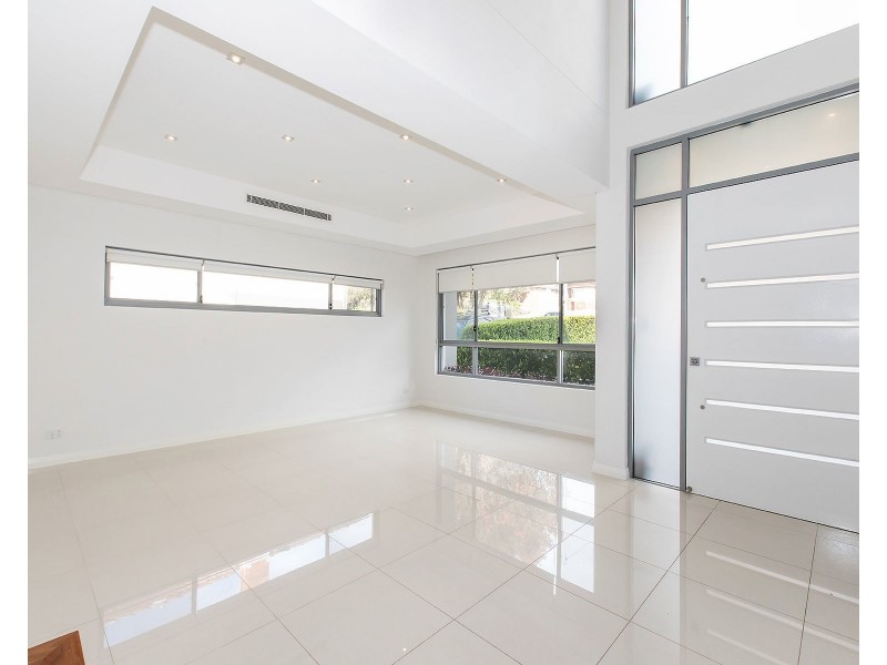 8 Basil Road, Bexley NSW 2207