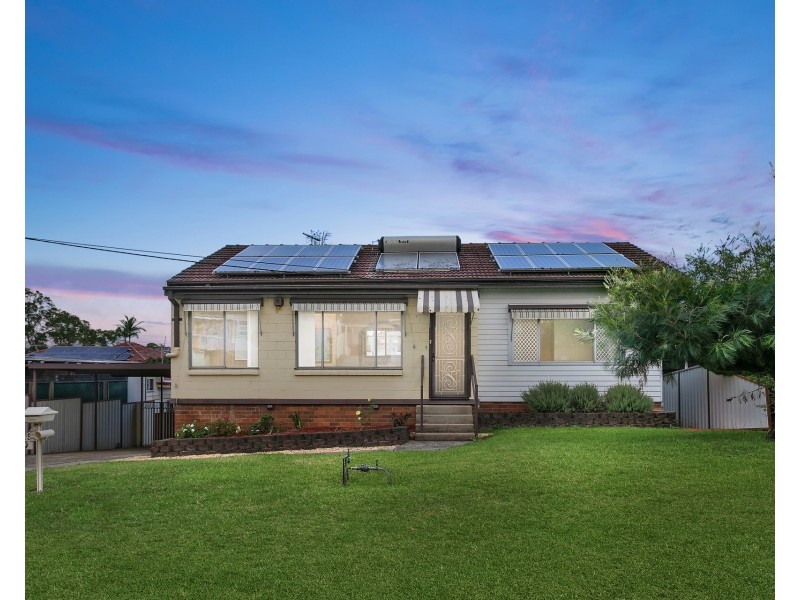 9 Hannons Avenue, Peakhurst NSW 2210