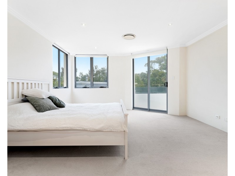 11 Spalding Crescent, Hurstville Grove NSW 2220