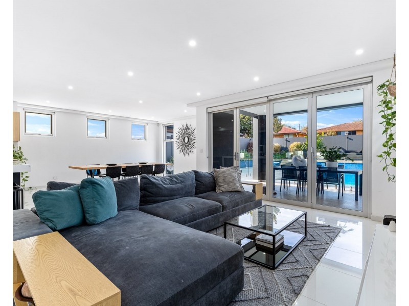 25 Kenyon Road, Bexley NSW 2207