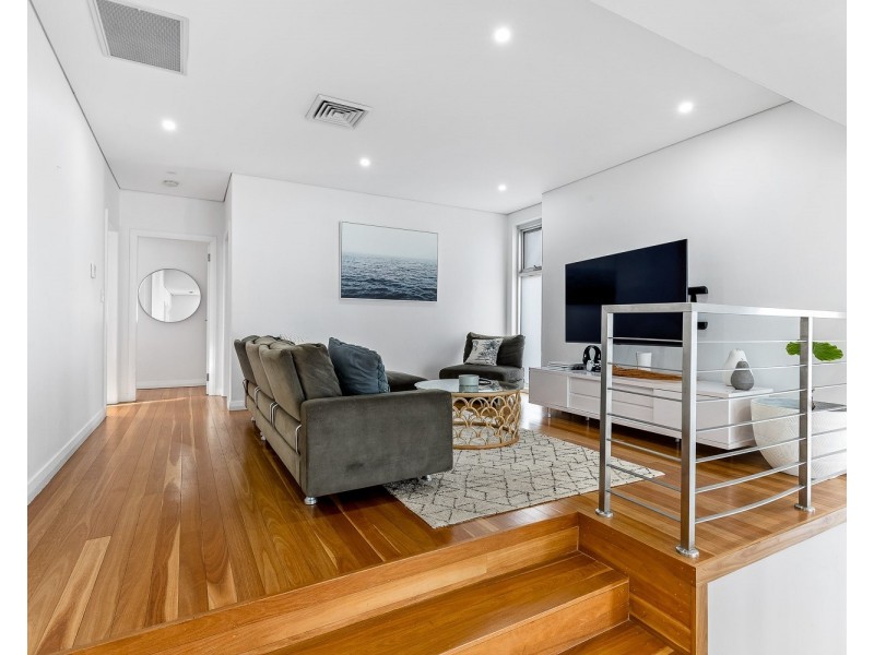 25 Kenyon Road, Bexley NSW 2207