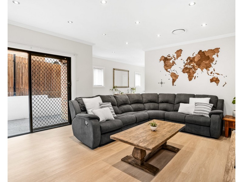 3 Johnstone Street, Peakhurst NSW 2210