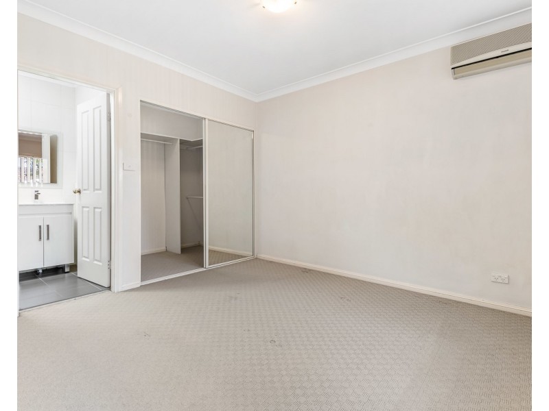 8/22 Collaroy Avenue, Peakhurst NSW 2210