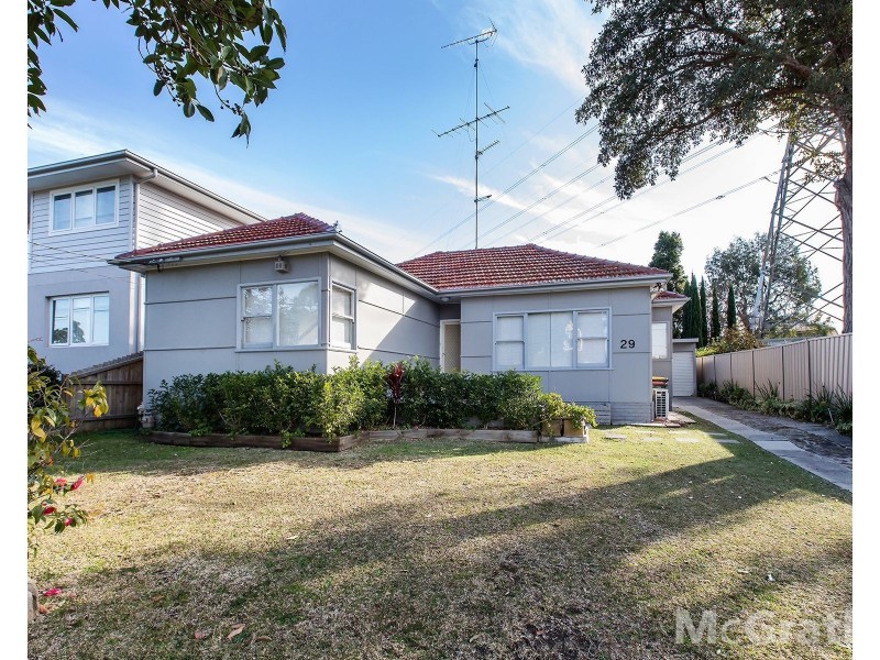 29 Orana Crescent, Peakhurst Heights NSW 2210