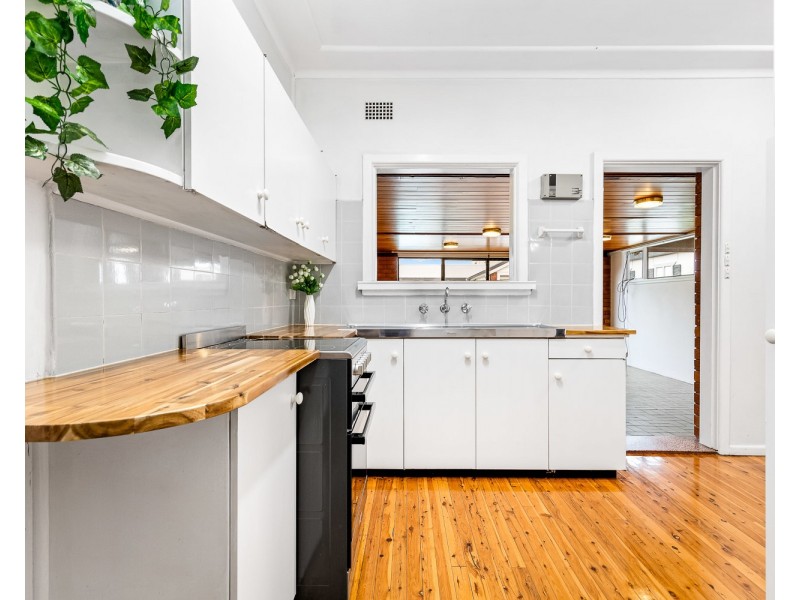 5 Tuffy Avenue, Sans Souci NSW 2219