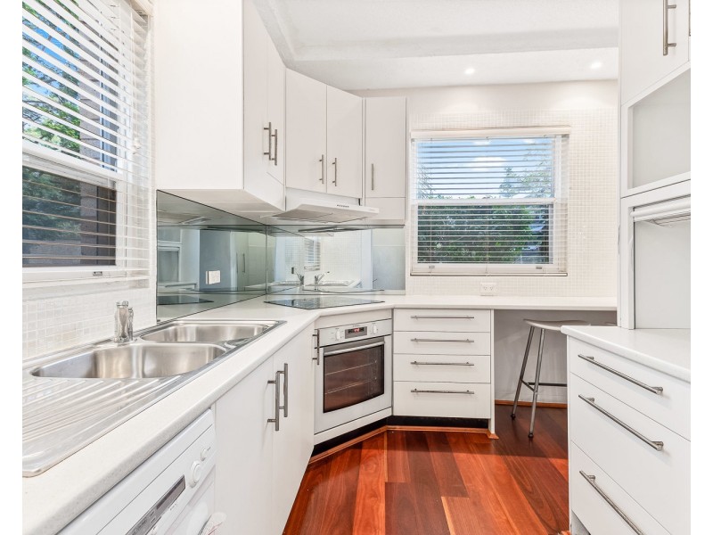 1/170 Russell Avenue, Dolls Point NSW 2219