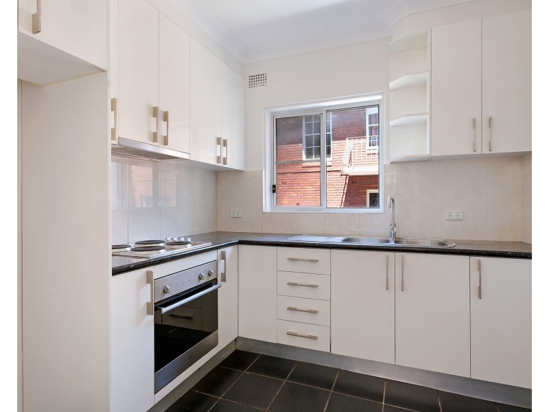 4/25 Gloucester Road, Hurstville NSW 2220