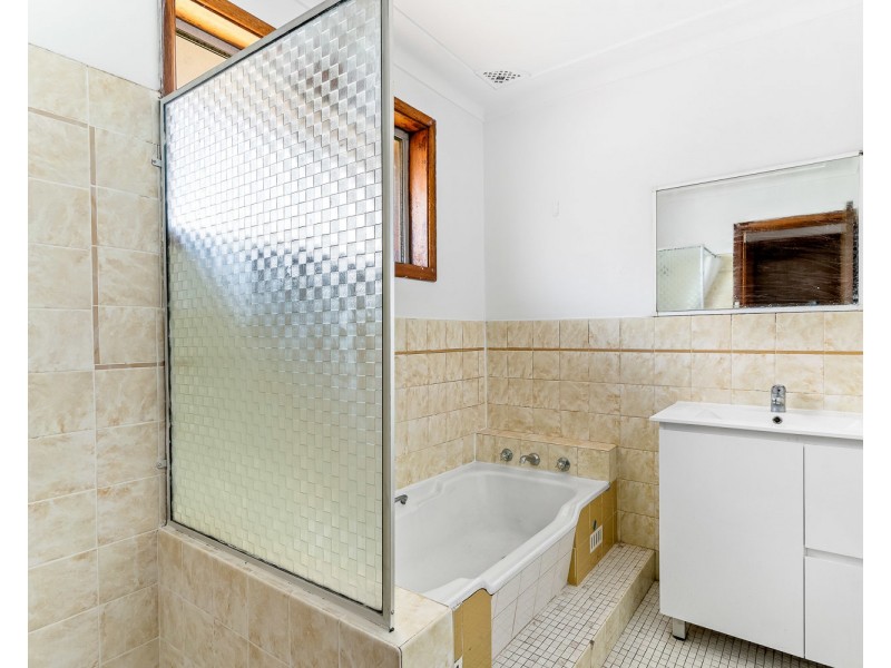 23B Junee Crescent, Kingsgrove NSW 2208
