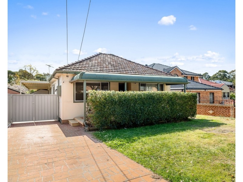 68 Uranus Road, Revesby NSW 2212
