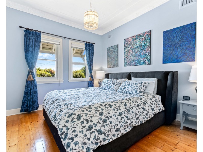 70 Lorraine Avenue, Bardwell Valley NSW 2207