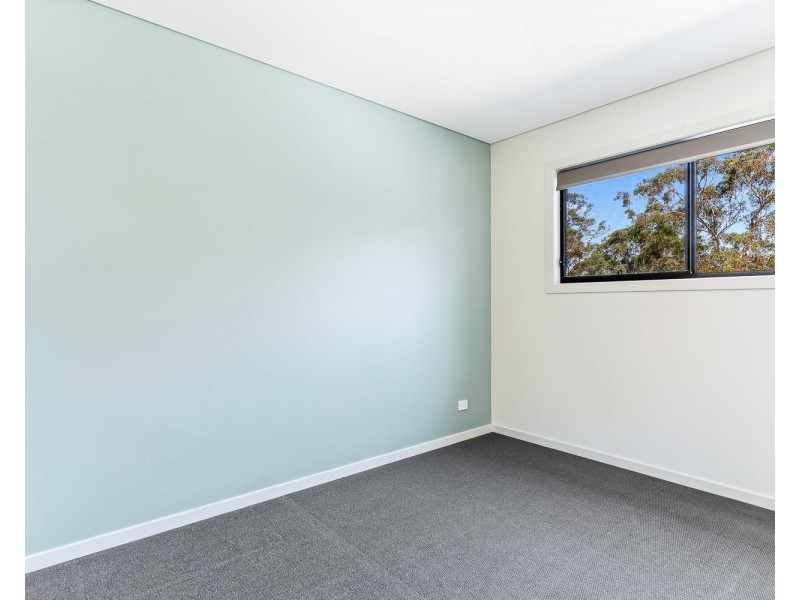 45 Parkview Avenue, Picnic Point NSW 2213