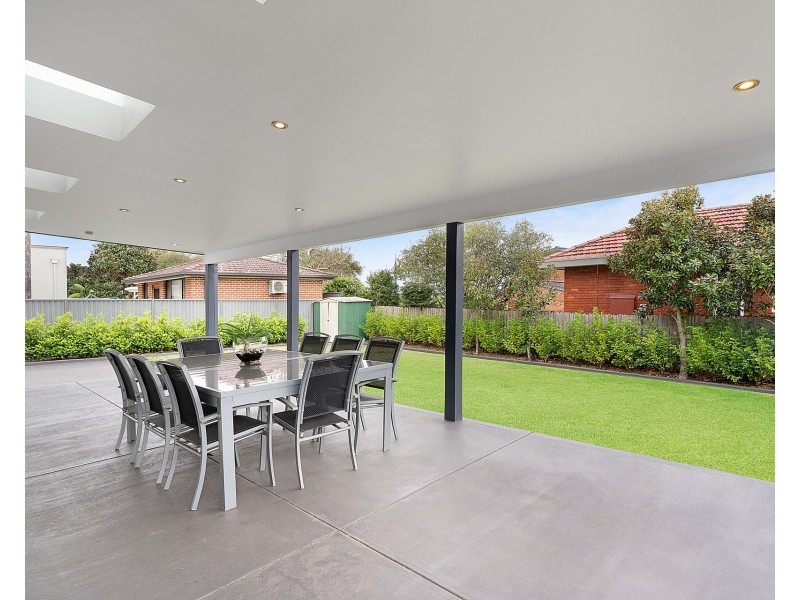 7 Marie Dodd Crescent, Blakehurst NSW 2221