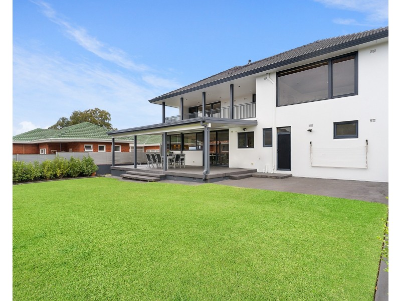 7 Marie Dodd Crescent, Blakehurst NSW 2221