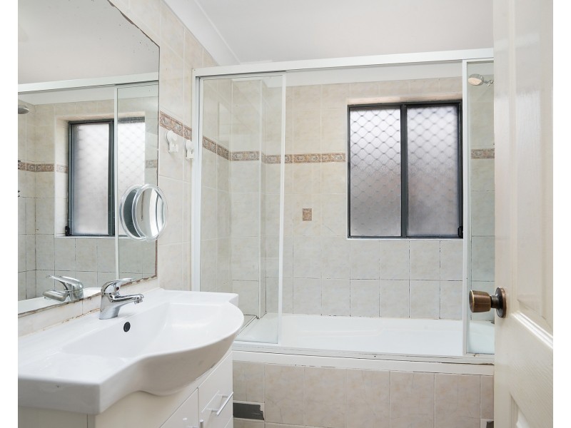 3/14 The Avenue, Hurstville NSW 2220