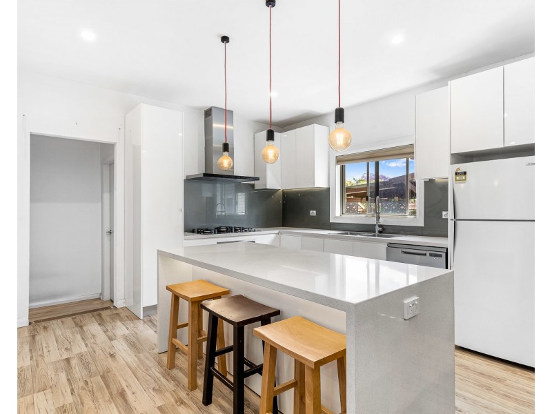 16 Bonds Road, Riverwood NSW 2210