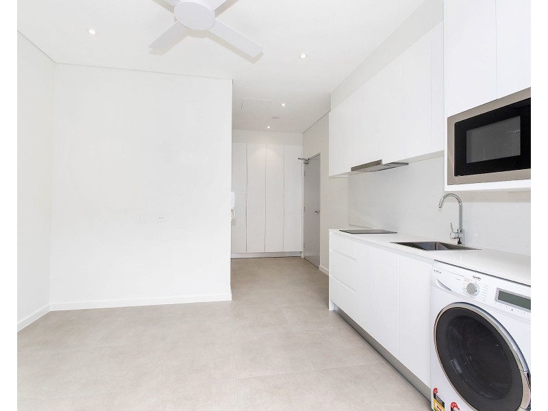 1/33 Hampden Street, Beverly Hills NSW 2209