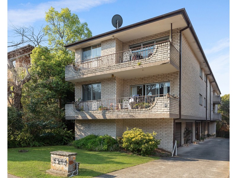 3/6 Carnarvon Street, Carlton NSW 2218