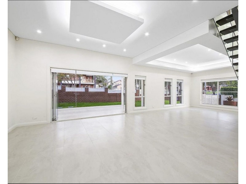 10 Phillip Street, Panania NSW 2213